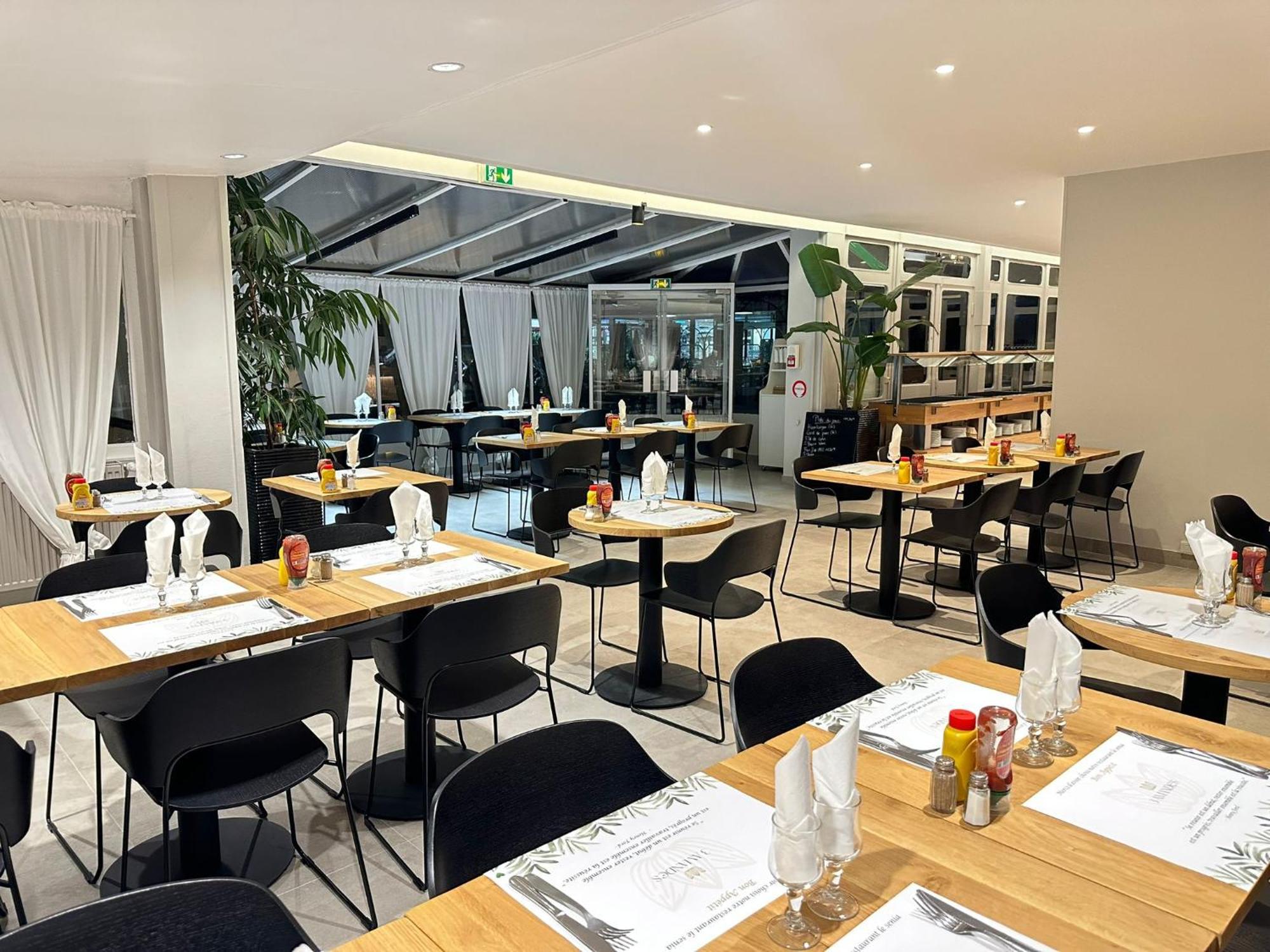 Grand Hotel Senia Orly Ngoại thất bức ảnh