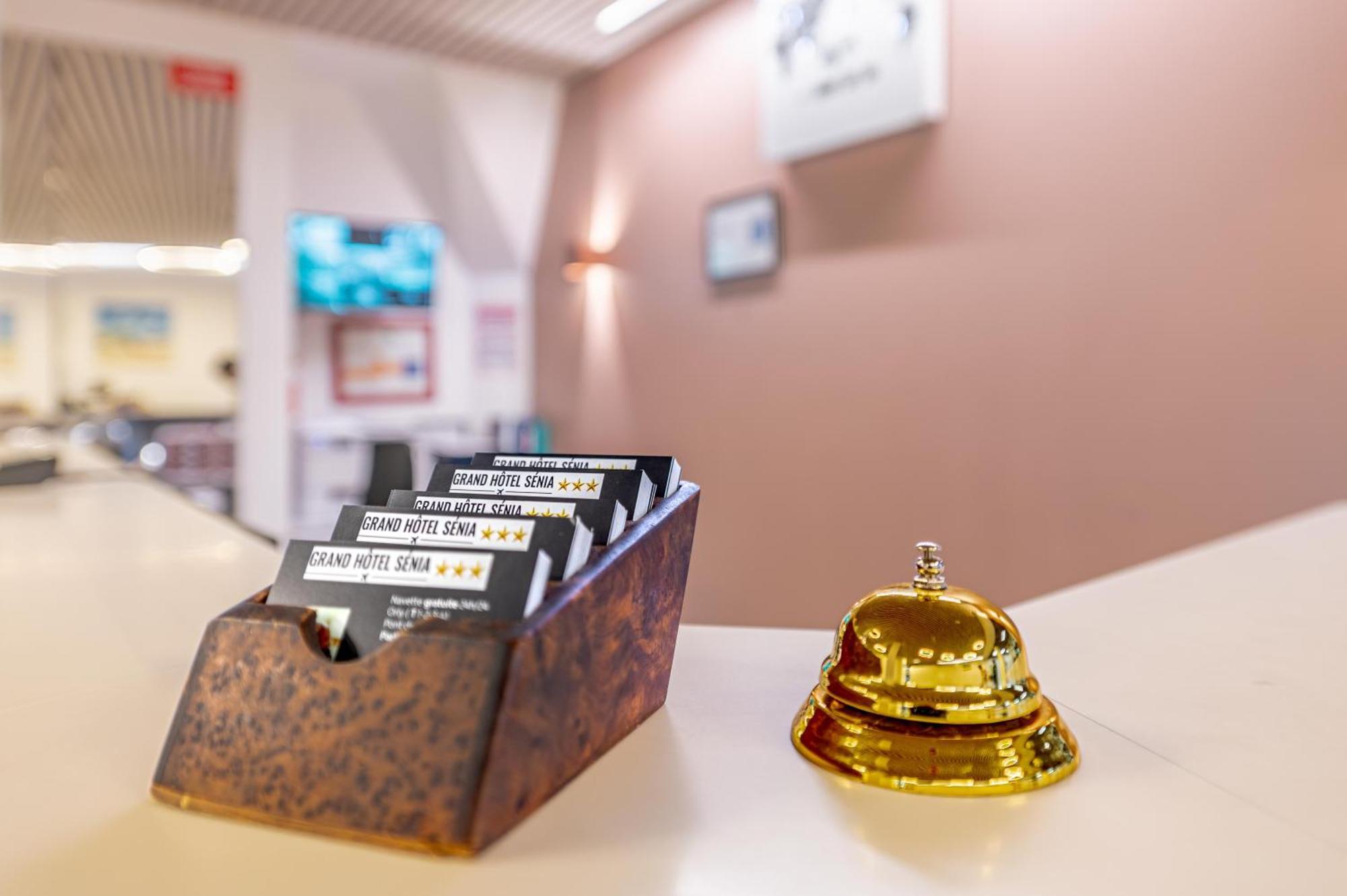 Grand Hotel Senia Orly Ngoại thất bức ảnh