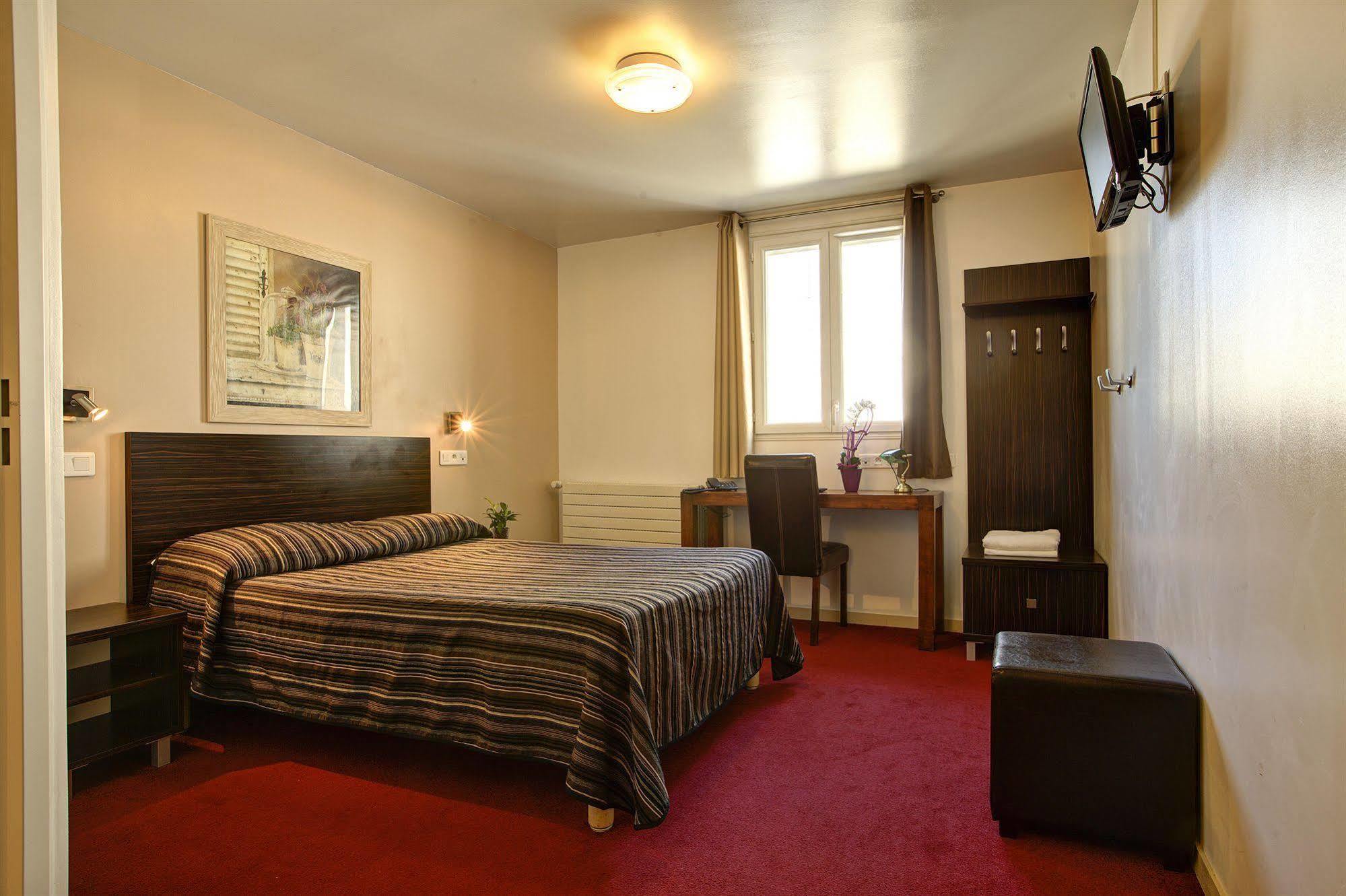 Grand Hotel Senia Orly Ngoại thất bức ảnh