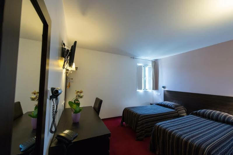 Grand Hotel Senia Orly Ngoại thất bức ảnh